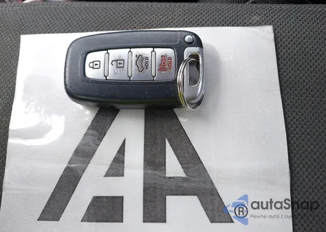 2013 Hyundai Elantra Limited z USA, uszkodzony, nr VIN 5NPDH4AE1DH267345